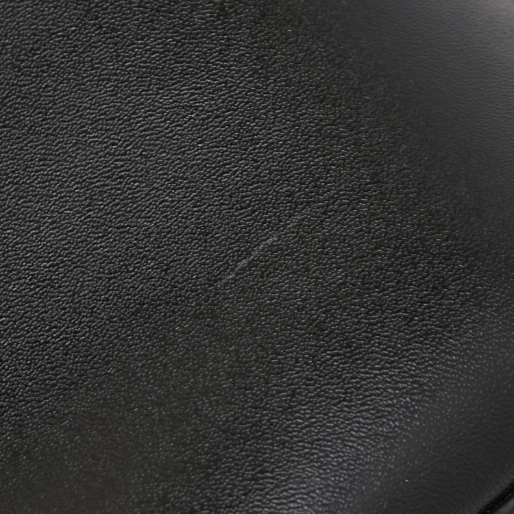 مملوكة مسبقًا Karl Lagerfeld Black Leather K/Ikonik Bucket Bag