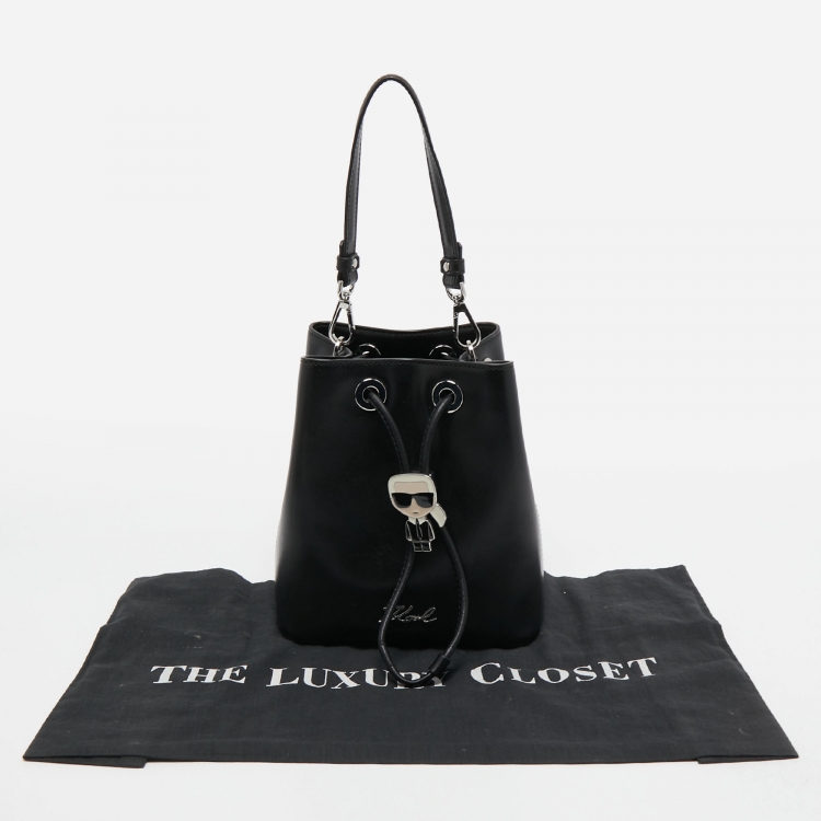 مملوكة مسبقًا Karl Lagerfeld Black Leather K/Ikonik Bucket Bag
