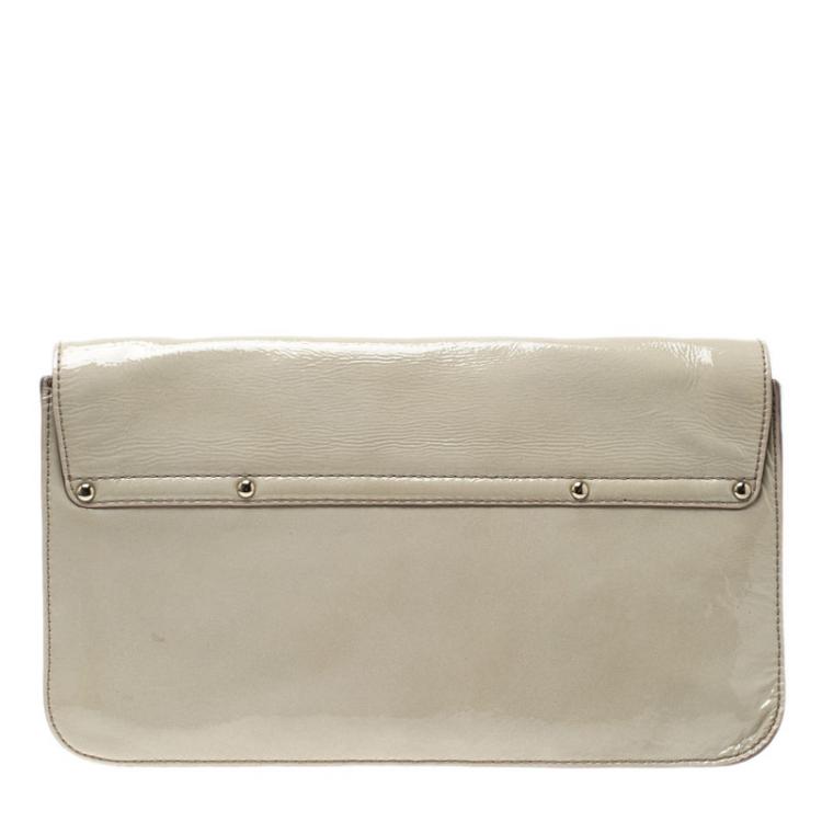 مملوكة مسبقًا Kate Spade Off White Patent Leather Flicker Ellie Clutch