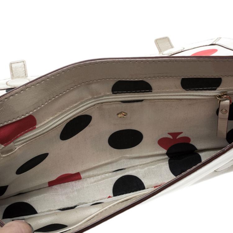 مملوكة مسبقًا Kate Spade Off White Patent Leather Flicker Ellie Clutch