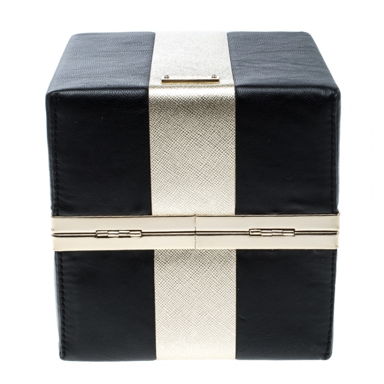 مملوكة مسبقًا Kate Spade Black/Gold Leather Steal The Spotlight Square Gift Box Clutch    