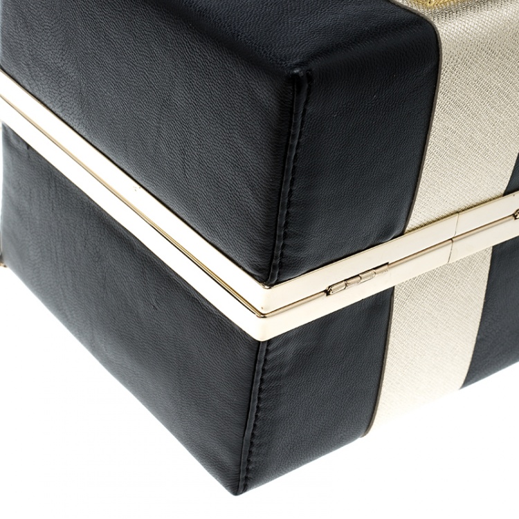 مملوكة مسبقًا Kate Spade Black/Gold Leather Steal The Spotlight Square Gift Box Clutch    