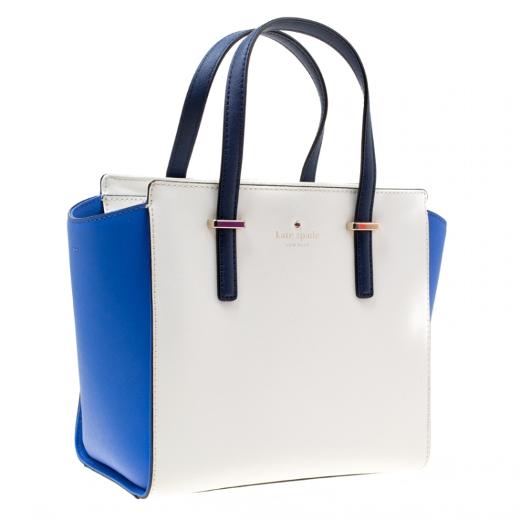 Pre Owned Kate Spade White/Blue Leather Small Cedar Street Hayden Top Handle Bag
