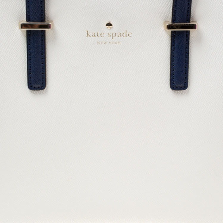 Pre Owned Kate Spade White/Blue Leather Small Cedar Street Hayden Top Handle Bag