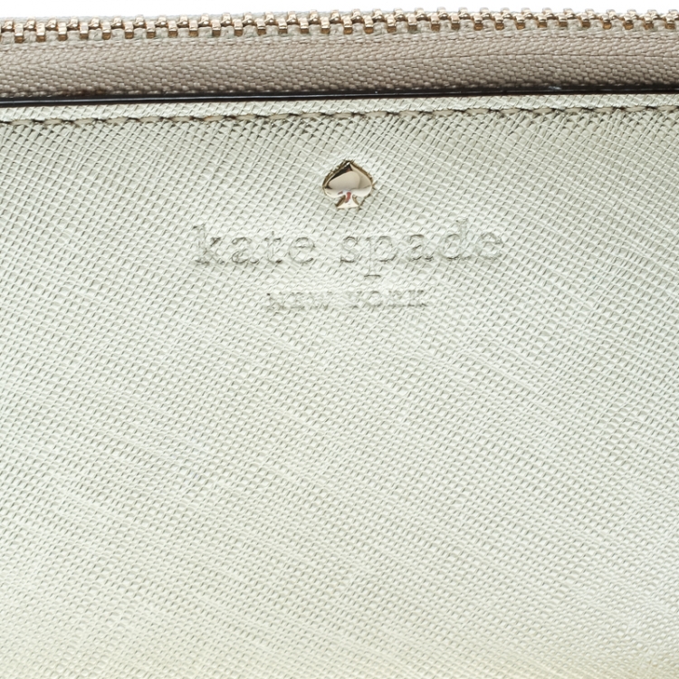 مملوكة مسبقًا  Kate Spade Gold Leather Cedar Street Zip Around Wallet