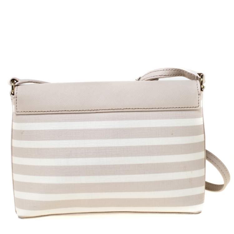 مملوكة مسبقًا Kate Spade Beige/White Leather Cedar Street Crossbody Bag