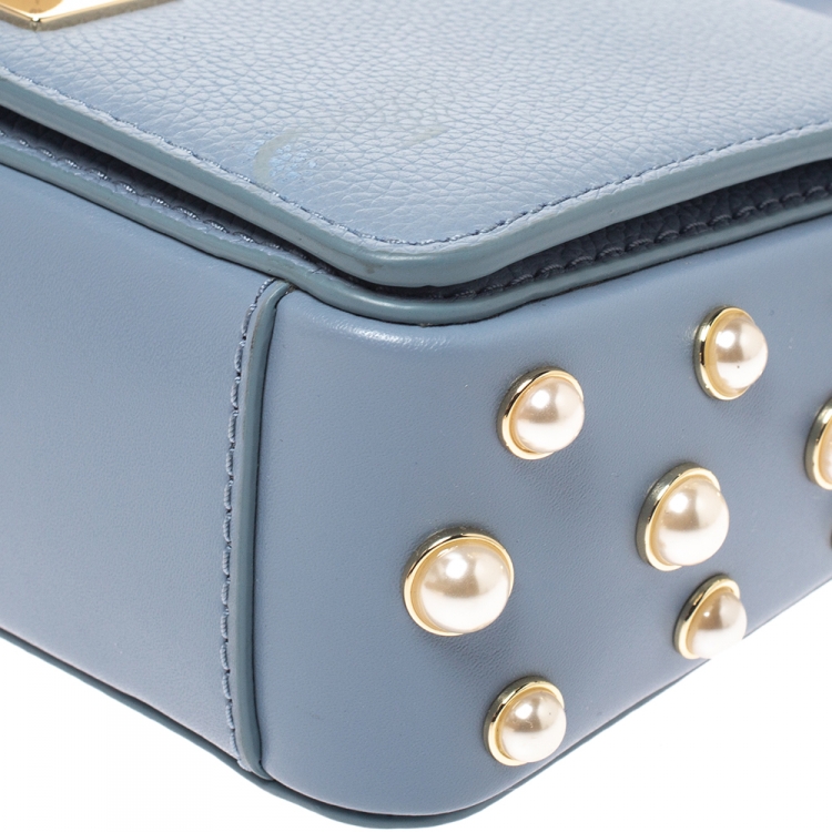 Pre Owned Kate Spade Light Blue Leather Pearl Embellished Maisie Serrano Crossboby Bag