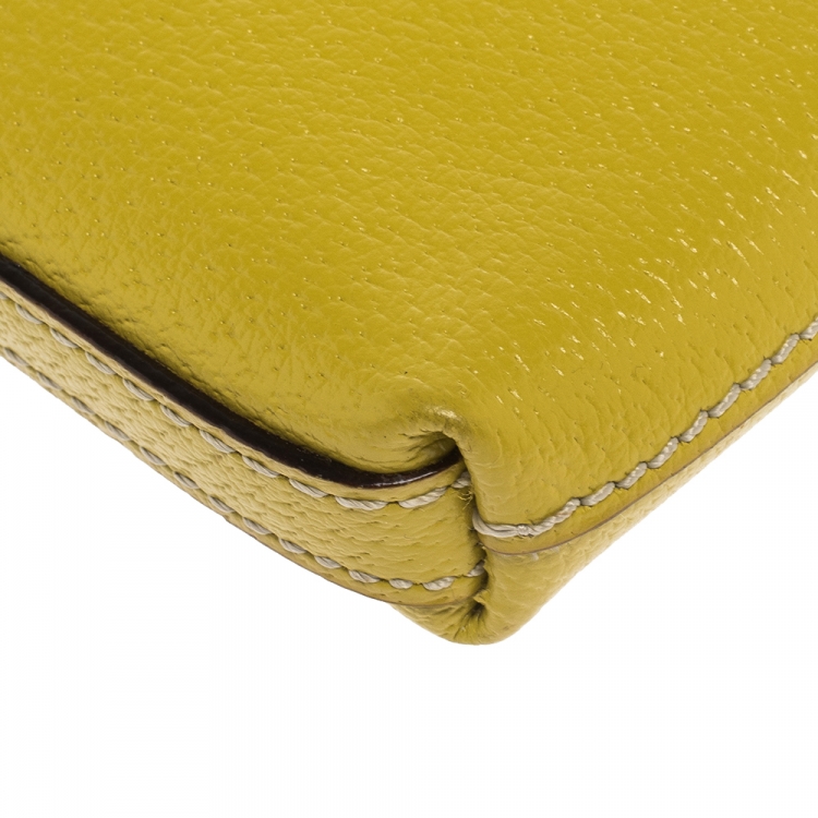 مملوكة مسبقًا Kate Spade Yellow Leather Wellesley Shoulder Bag