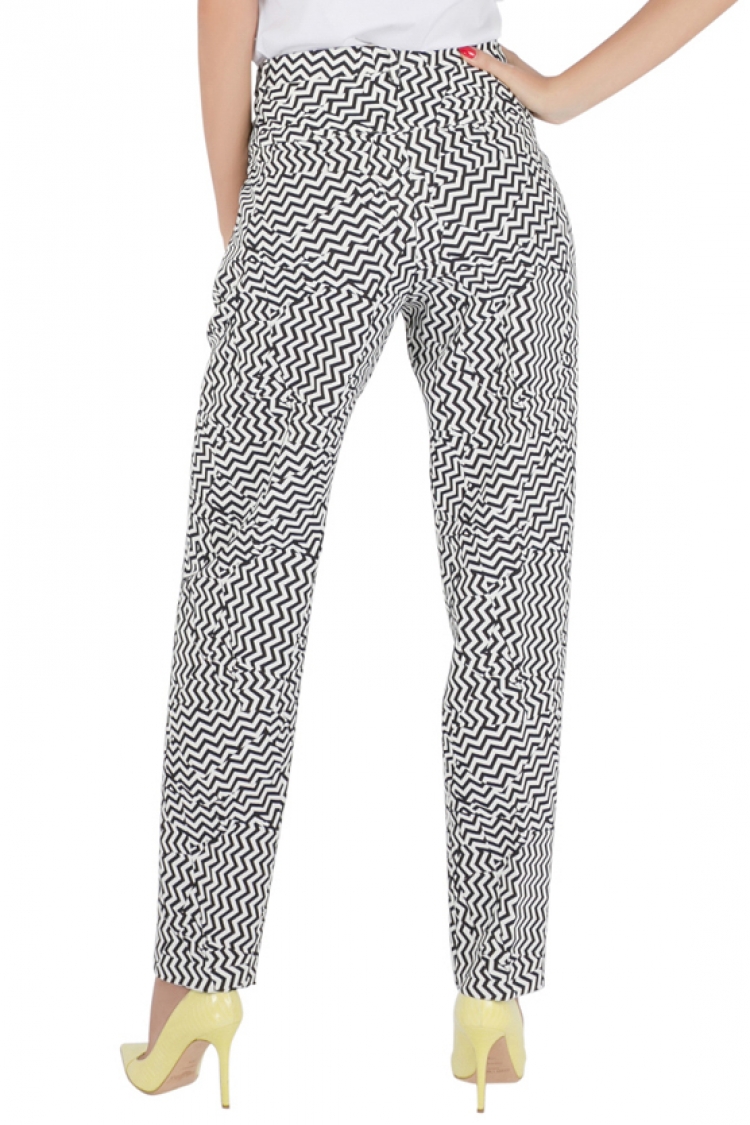 Pre Owned Kenzo Monochrome Chevron Print Crepe Tapered Trousers M