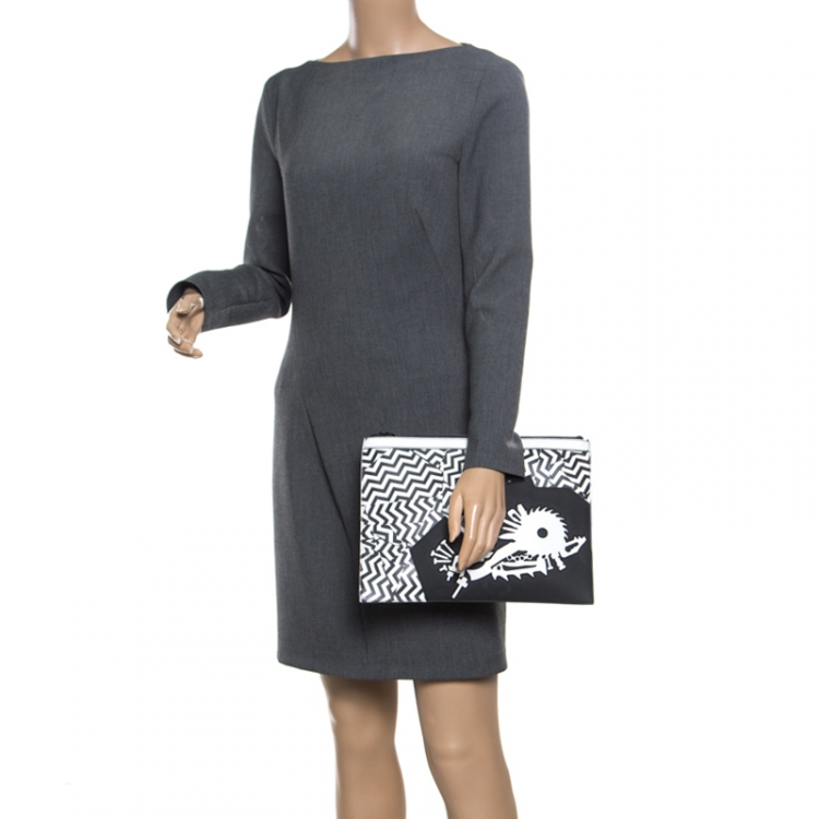 Pre Owned Kenzo Black/White Leather Disjointed Chevron Clutch