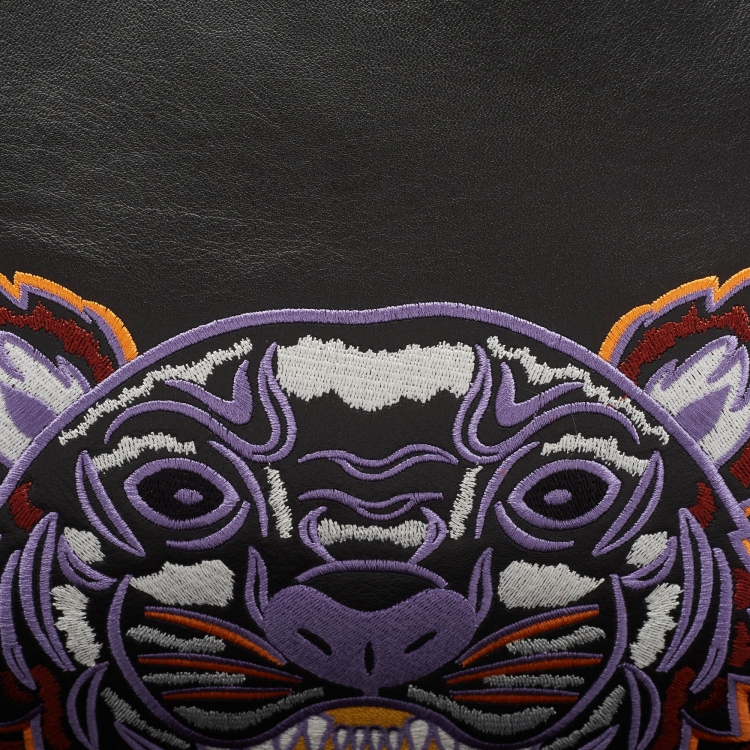 Pre Owned Kenzo Black Tiger Embroidered Leather Zip Flat Pouch