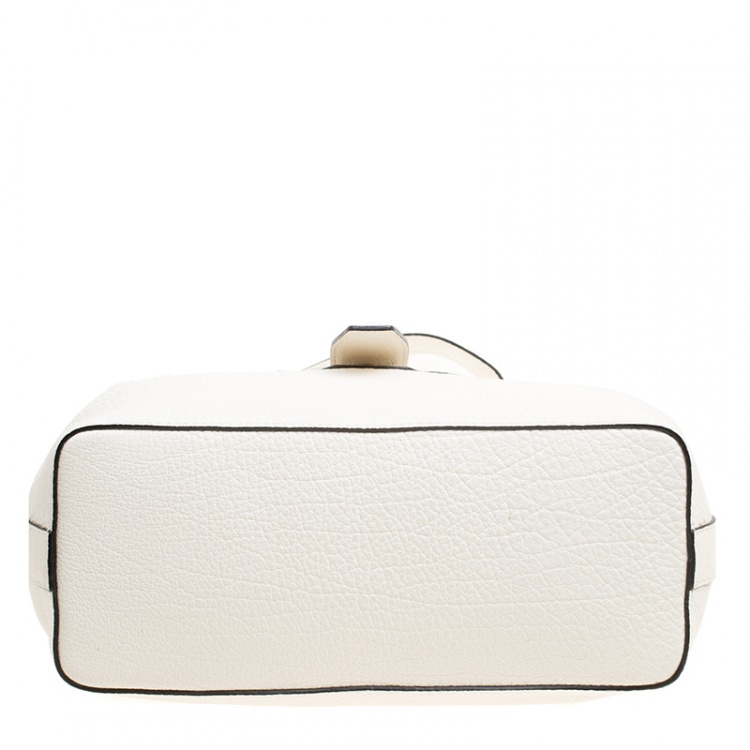Pre Owned Lancel Off White Grained Leather Medium Charlie De Lancel Top Handle Bag