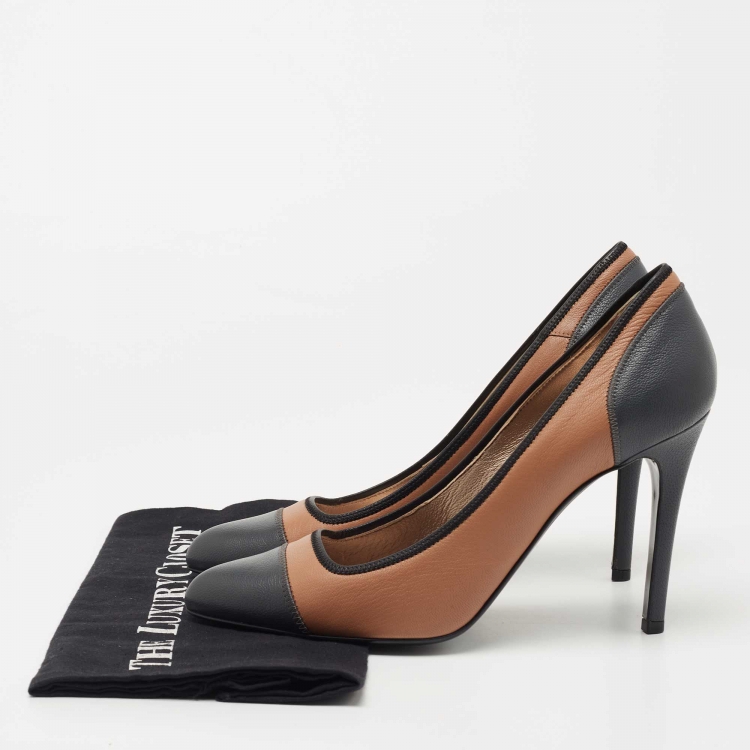 Pre Owned Lanvin Beige/Blue Leather Pointed Toe Pumps Size 40