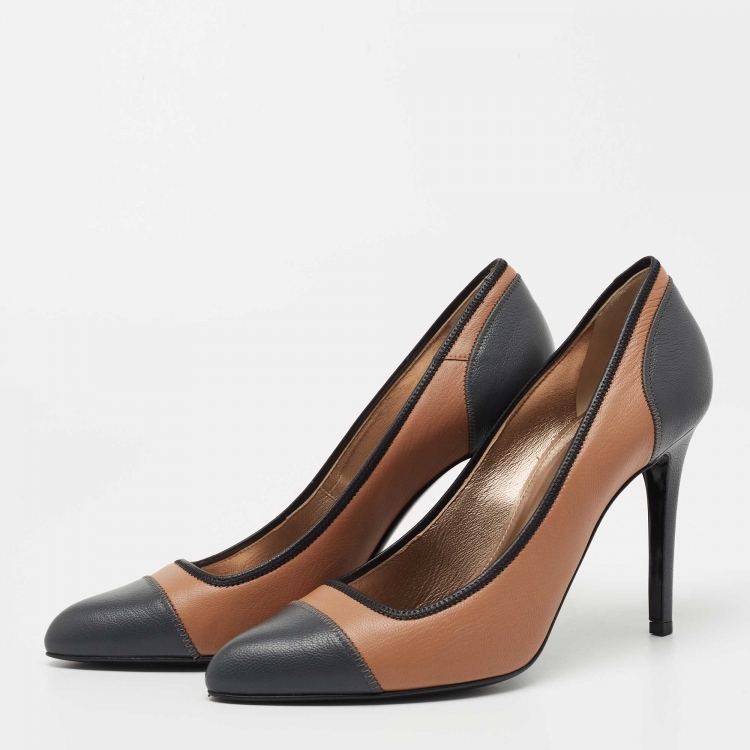 Pre Owned Lanvin Beige/Blue Leather Pointed Toe Pumps Size 40