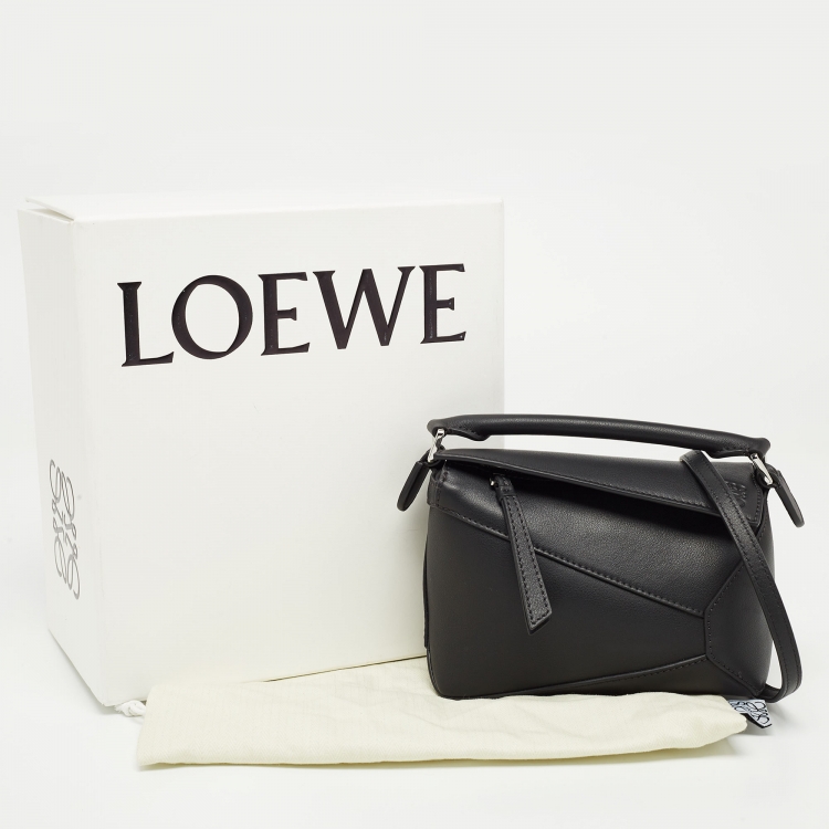 Pre Owned Loewe Black Leather Mini Puzzle Shoulder Bag