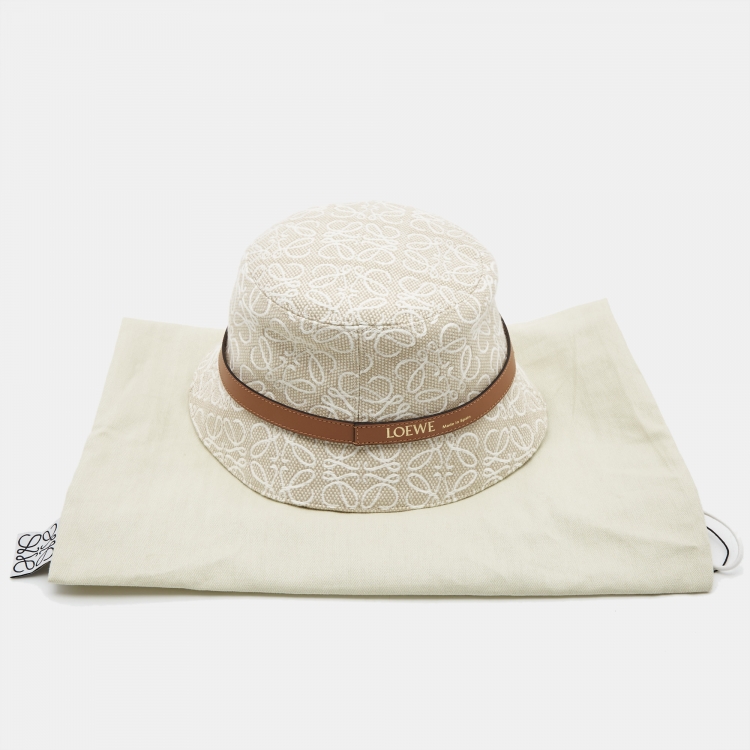 مملوكة مسبقًا Loewe  Beige Anagram Jacquard Bucket Hat