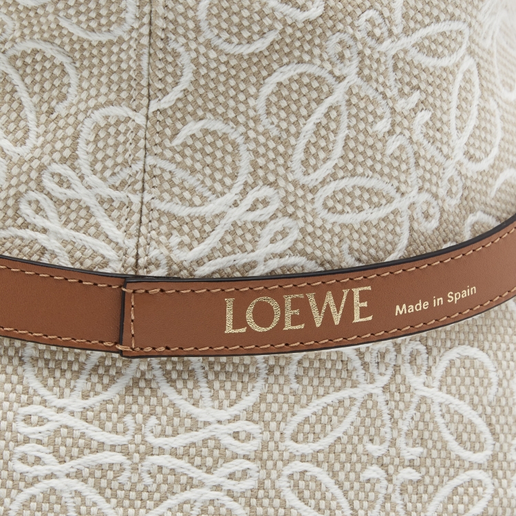 مملوكة مسبقًا Loewe  Beige Anagram Jacquard Bucket Hat