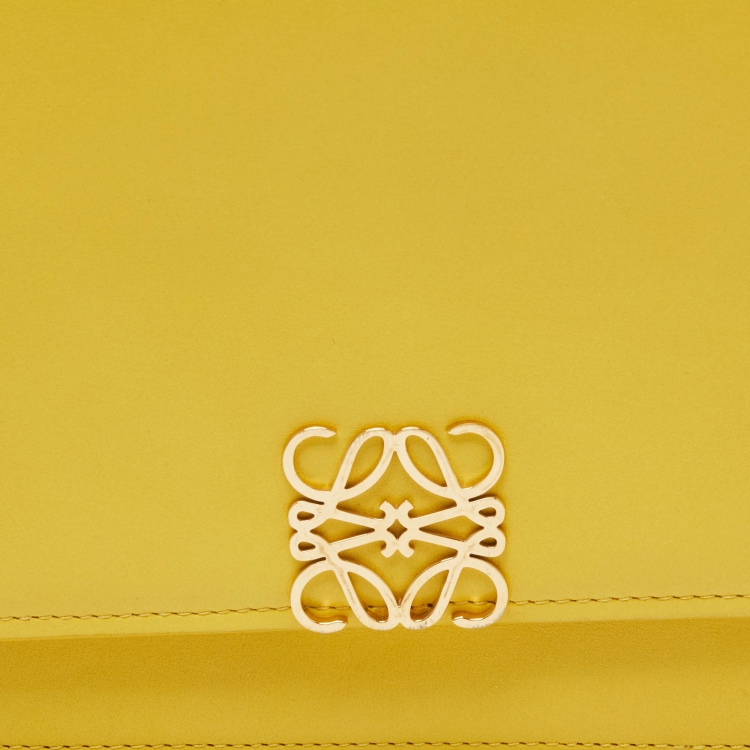 Pre Owned Loewe Yellow Leather Goya Shoulder Bag