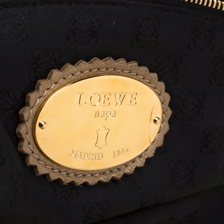 Pre Owned Loewe Beige Nappa Leather Aire Hobo