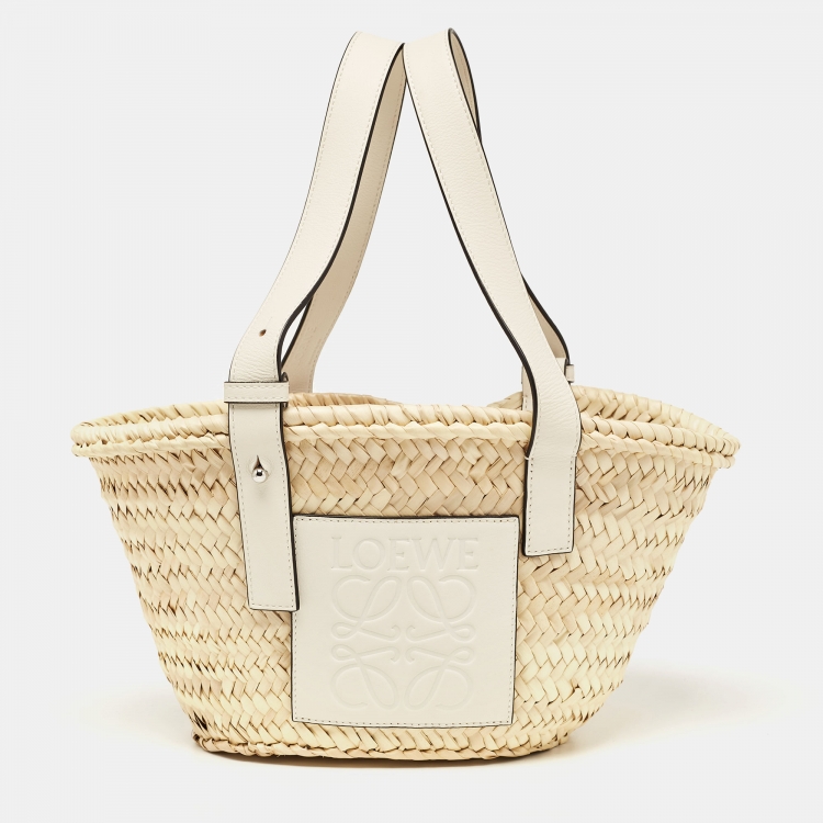 Pre Owned Loewe White/Cream Woven Raffia and Leather Anagram Basket Bag