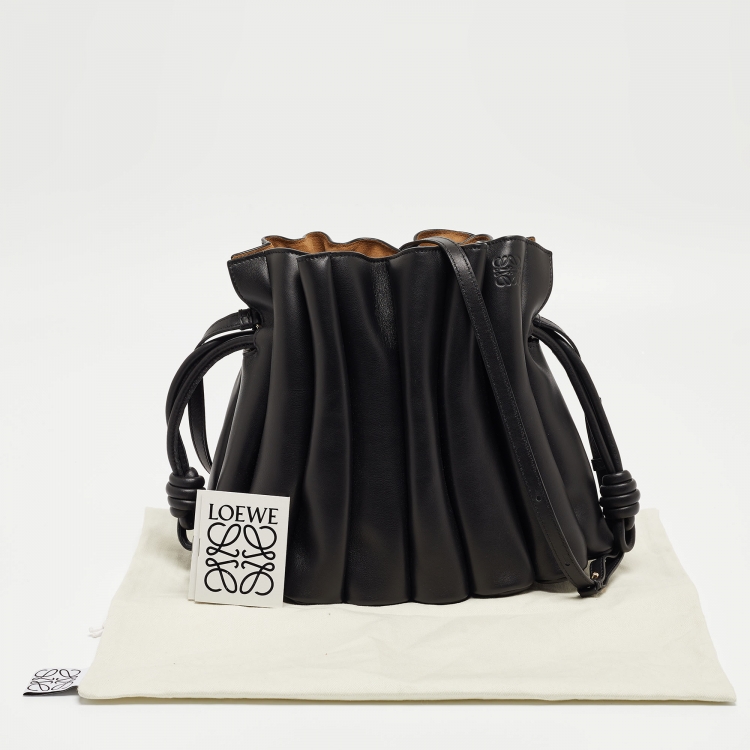 Pre Owned Loewe Black Leather Flamenco Knot Shoulder Bag