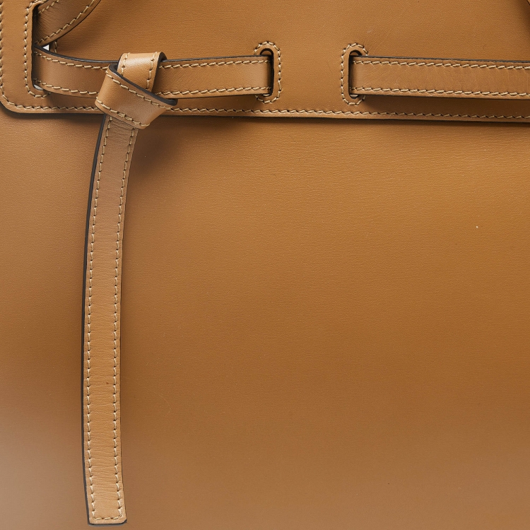 Pre Owned Loewe Beige Leather Lazo Tote