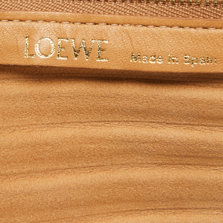 Pre Owned Loewe Tan Pleated Leather Bracelet Pouch