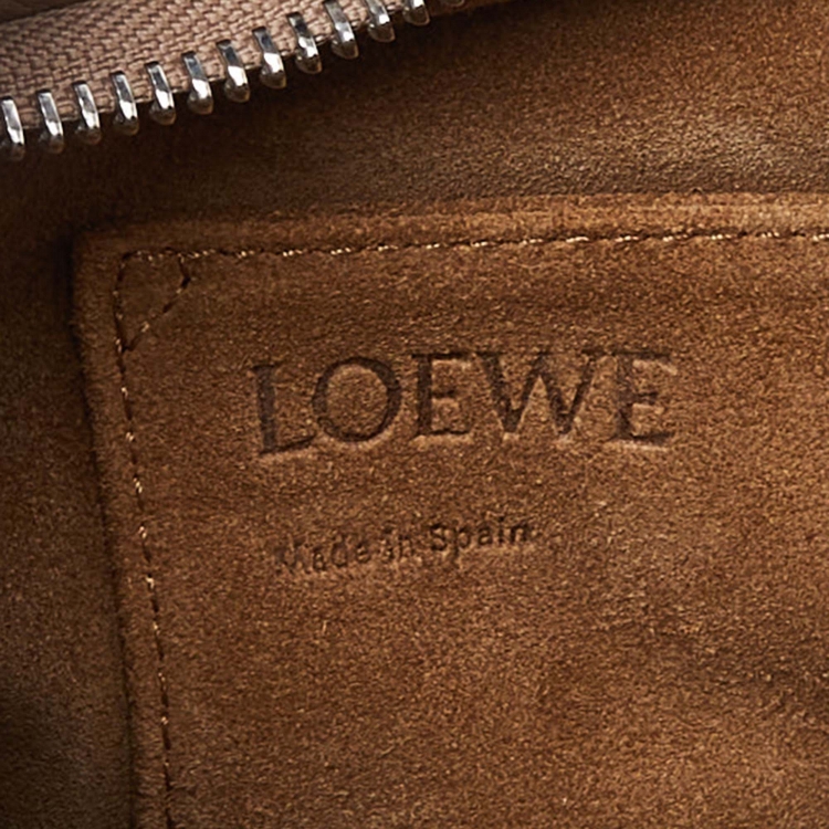 Pre Owned Loewe Beige Leather Small Missy Bag