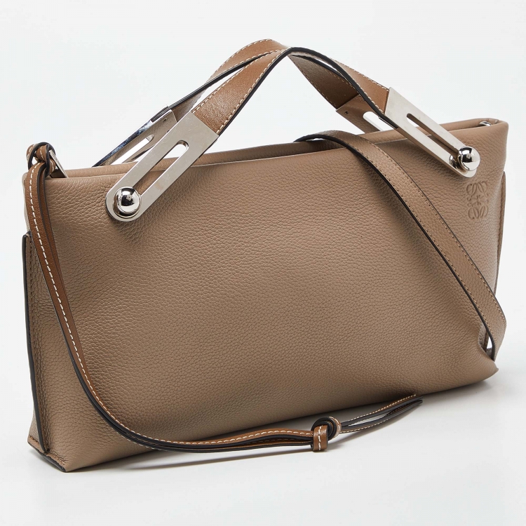 Pre Owned Loewe Beige Leather Small Missy Bag