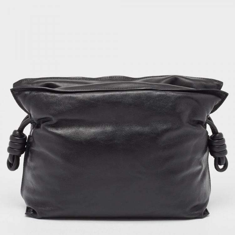 Pre Owned Loewe Black Leather Medium Flamenco Clutch Bag