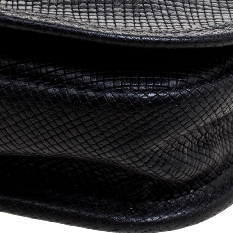 Pre Owned Longchamp Black Textured Leather Quadri Crossbody Bag