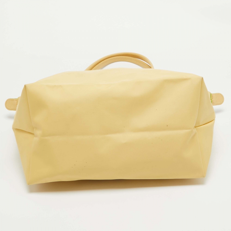 Pre Owned Longchamp Yellow Nylon and Leather Le Pliage Tote