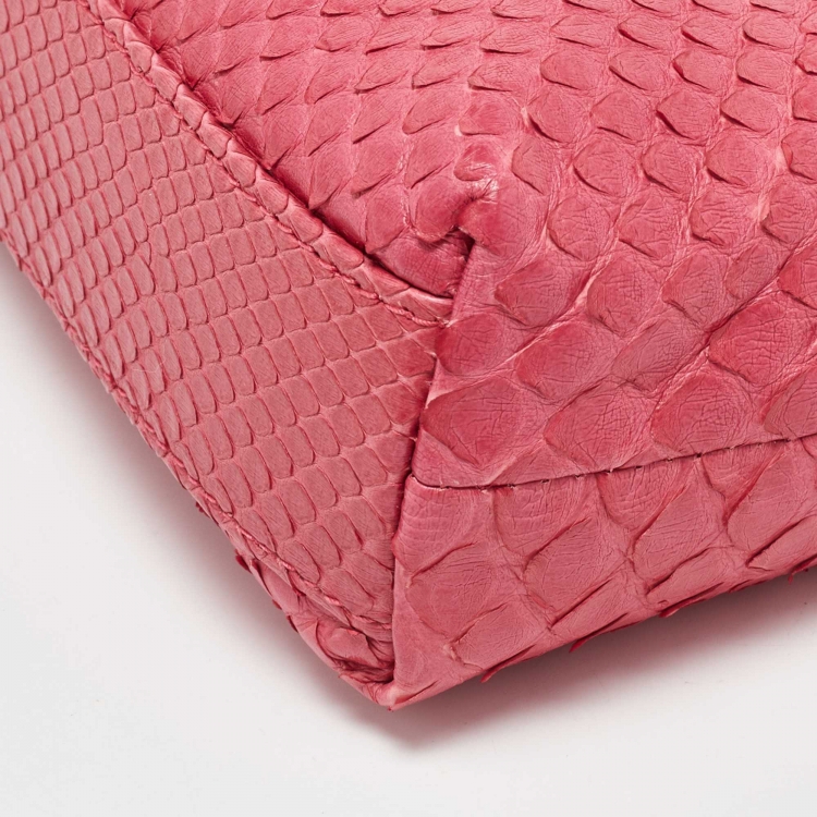 Pre Owned Loro Piana Pink Python Extra Pouch L19 Clutch
