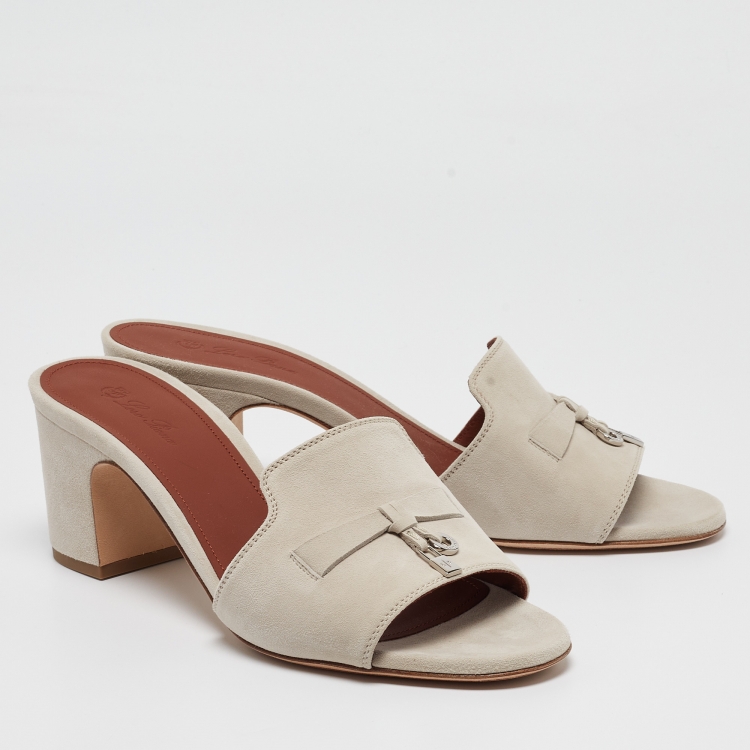Pre Owned Loro Piana Grey Suede Summer Charms Slide Sandals Size 39.5