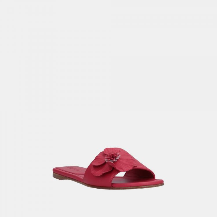 مملوكة مسبقًا Loro Piana Red Leather Flat Slides Size 40