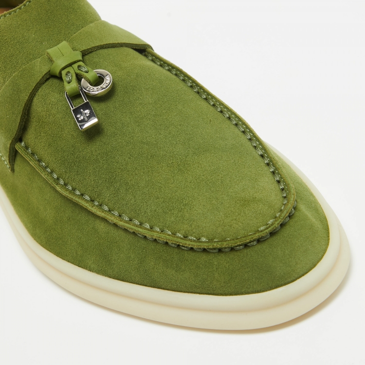 مملوكة مسبقًا Loro Piana Green Suede Summer Charms Walk Loafers Size 37
