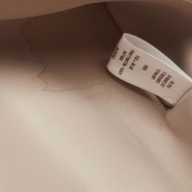 Pre Owned Loro Piana Light Beige Leather Extra Pocket L19 Pouch