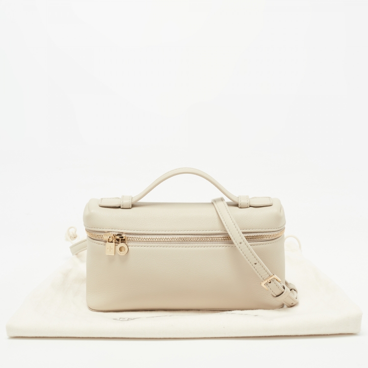 Pre Owned Loro Piana Light Beige Leather Extra Pocket L19 Pouch