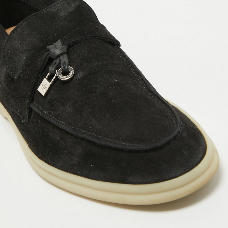 مملوكة مسبقًا Loro Piana Black Suede Summer Charms Walk Loafers Size 39.5