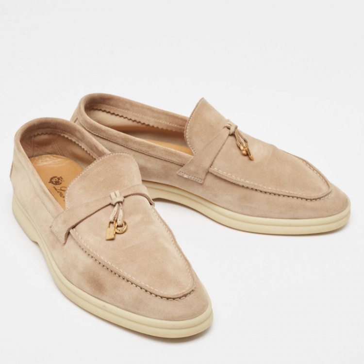 مملوكة مسبقًا Loro Piana Beige Suede Summer Charms Walk Loafers Size 38
