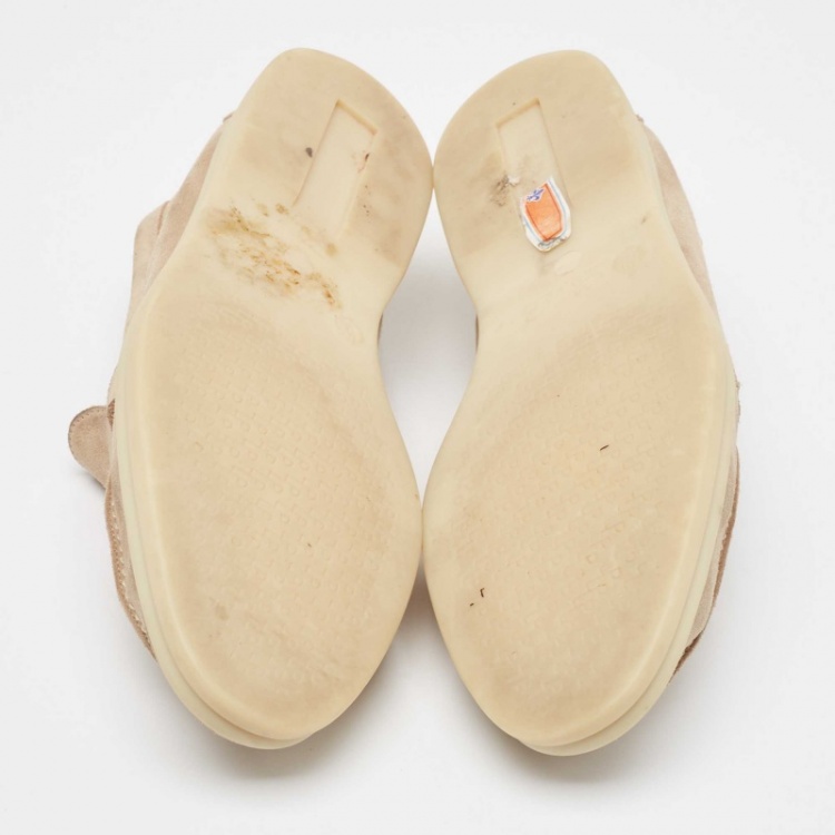 مملوكة مسبقًا Loro Piana Beige Suede Summer Charms Walk Loafers Size 38