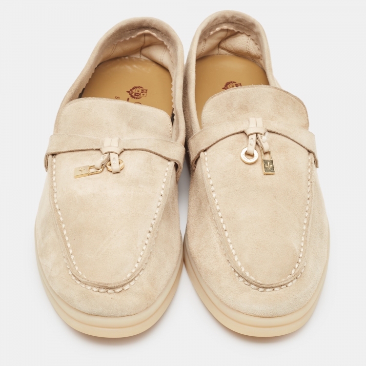 مملوكة مسبقًا Loro Piana Beige Suede Summer Charms Walk Loafers Size 39