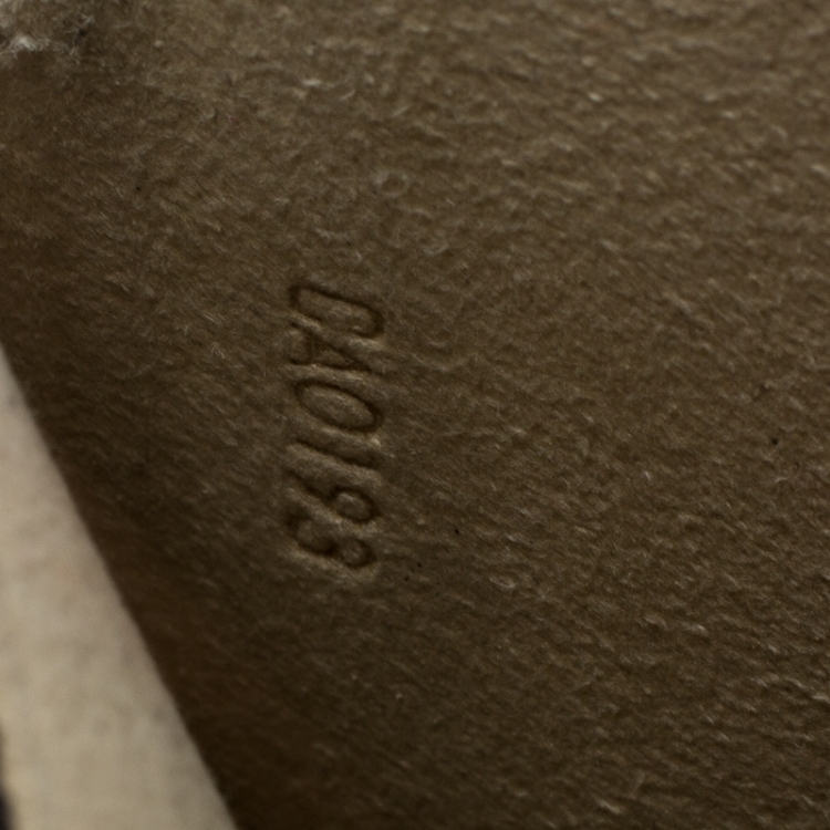 مملوكة مسبقًا Louis Vuitton Monogram Canvas iPad Case