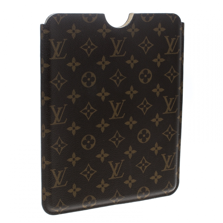 مملوكة مسبقًا Louis Vuitton Monogram Canvas iPad Case