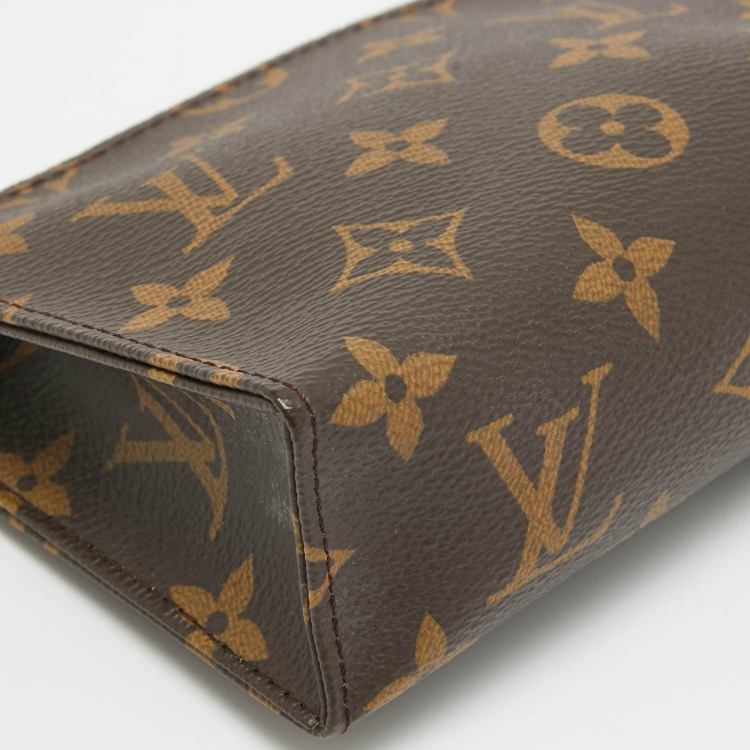 Pre Owned Louis Vuitton Monogram Canvas Toiletry Pouch 15