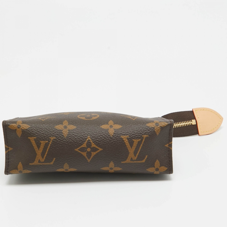 Pre Owned Louis Vuitton Monogram Canvas Toiletry Pouch 15