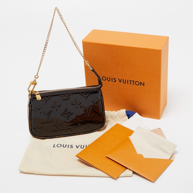 Pre Owned Louis Vuitton Amarante Monogram Vernis Mini Pochette Accessoires