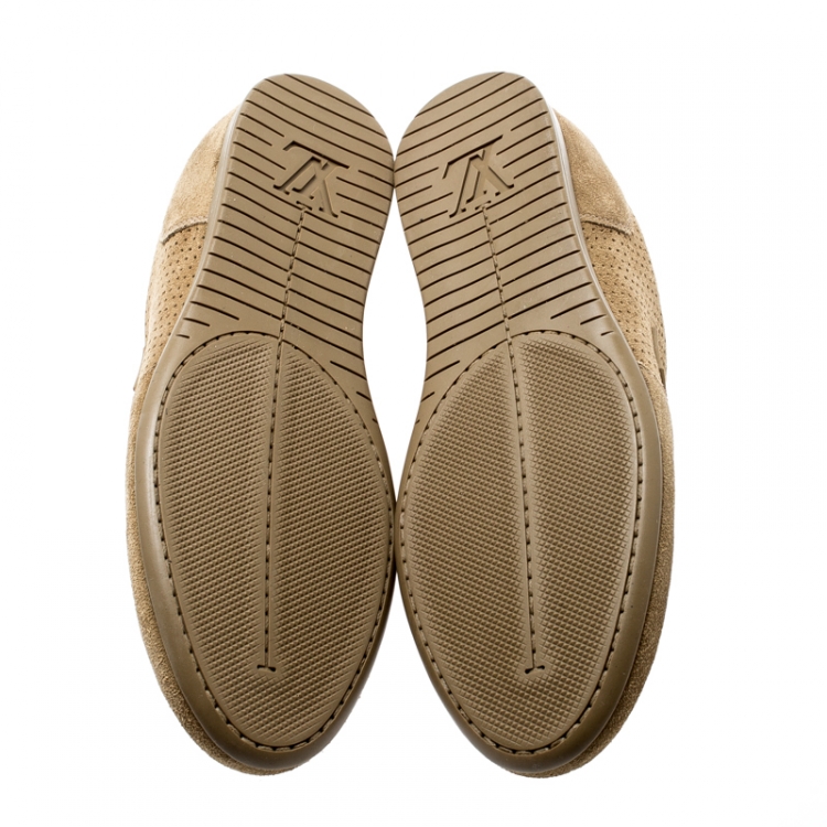 مملوكة مسبقًا Louis Vuitton Beige Perforated Suede Low Top Sneakers Size 36