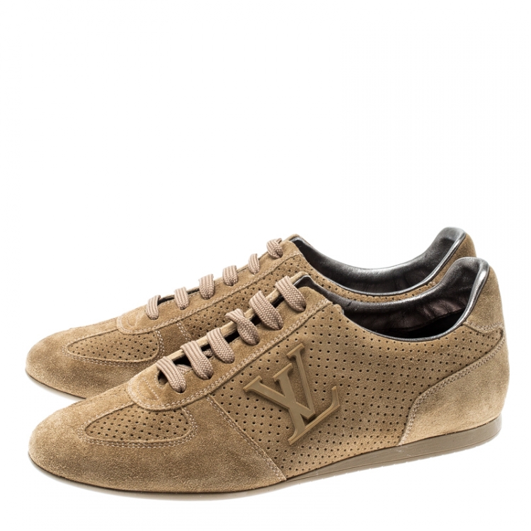 مملوكة مسبقًا Louis Vuitton Beige Perforated Suede Low Top Sneakers Size 36