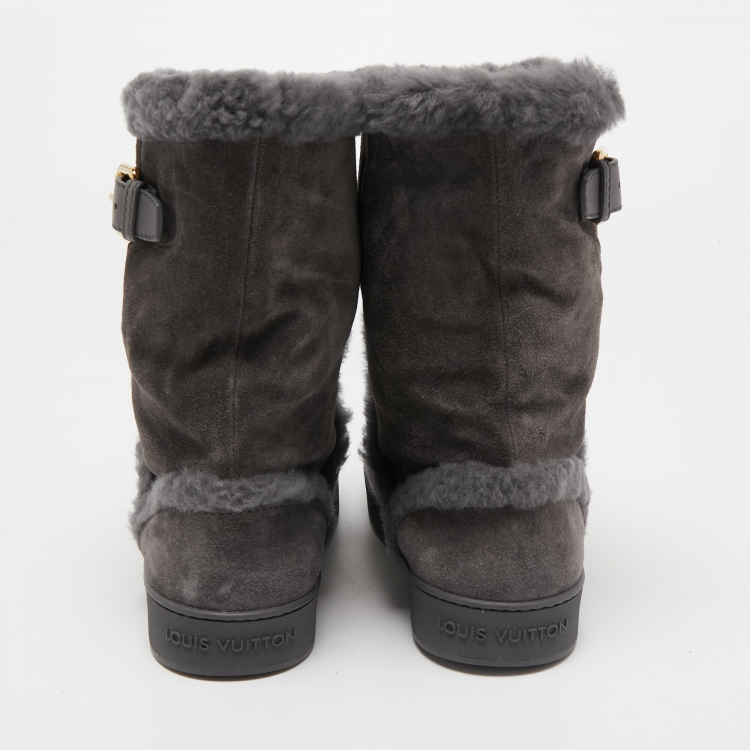 Pre Owned Louis Vuitton Grey Suede and Shearling Fur Ankle Boots Size 37